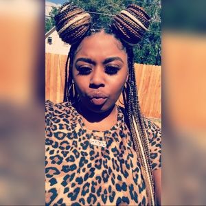 Meet your Posher, Shaleia